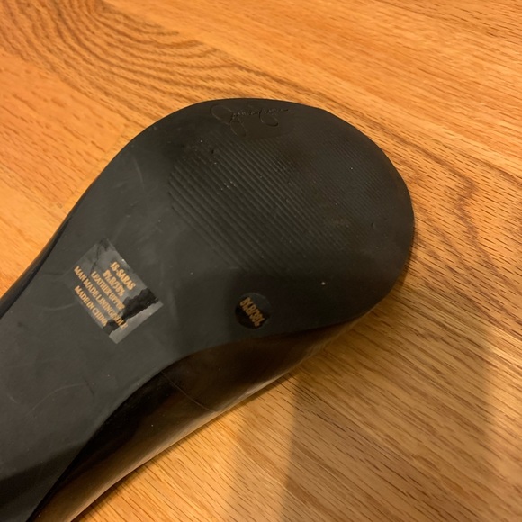 Jessica Simpson black patent open toe heels - Picture 3 of 4